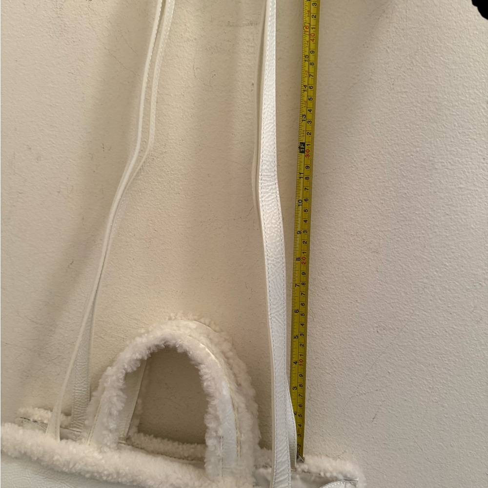 UGG x Telfar White Crinkle Bag in Medium - Picture 5 of 9